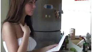 განზომილებიანი ebony შესთავაზა გემრიელი fuck თეთრი ბიჭი