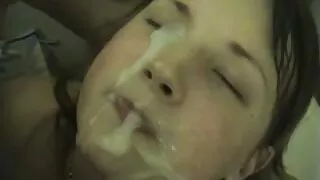 Porn კრებული Raunchy Cum descents გარყვნილი პარტნიორი