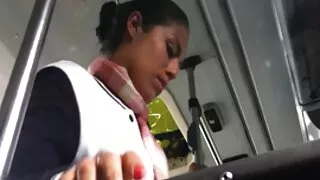 გარყვნილი ახალგაზრდა ქალი, tormenting თავად წითელი dildo